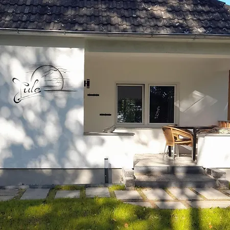 Doppelhaushaelfte Jule Niesgrau