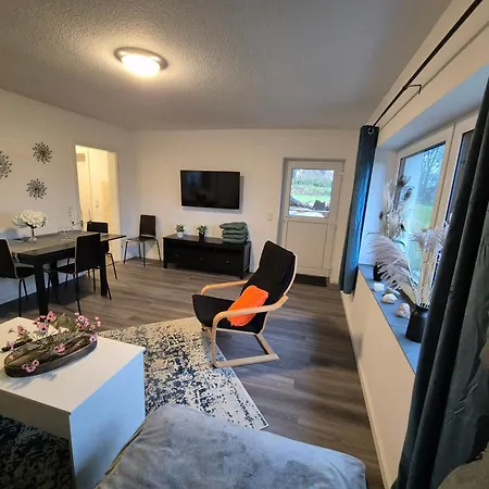 Apartment Doppelhaushaelfte Jule Niesgrau